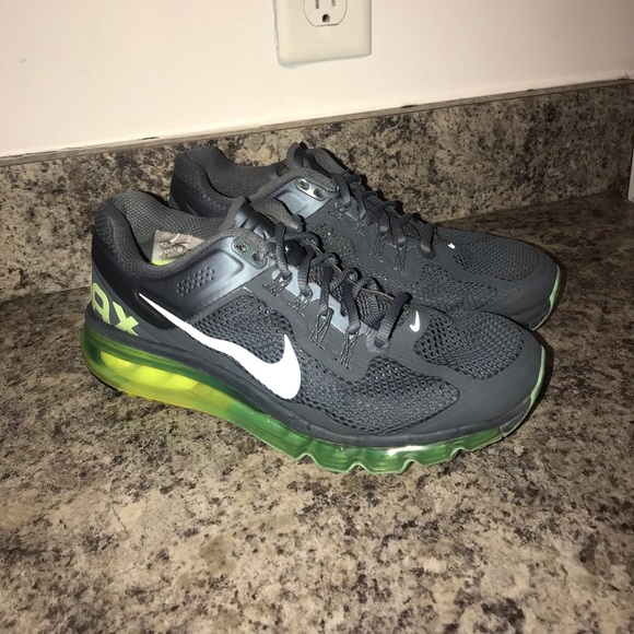 Nike Shoes - Nike AirMax Sport